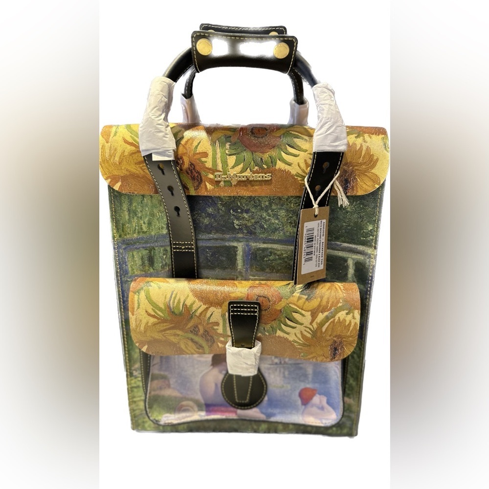 NWT DR. DOC MARTENS x NATIONAL GALLERY ART ARTIST MONET VAN GOGH BACKPACK RARE!